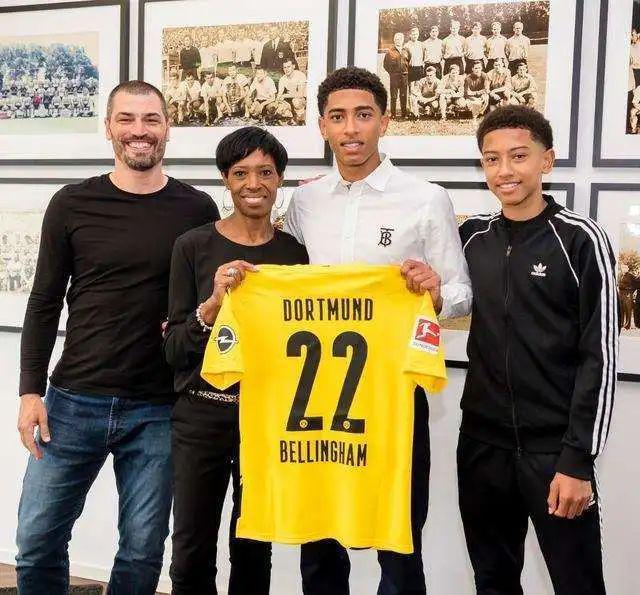 待中徐徐展 待中徐徐展