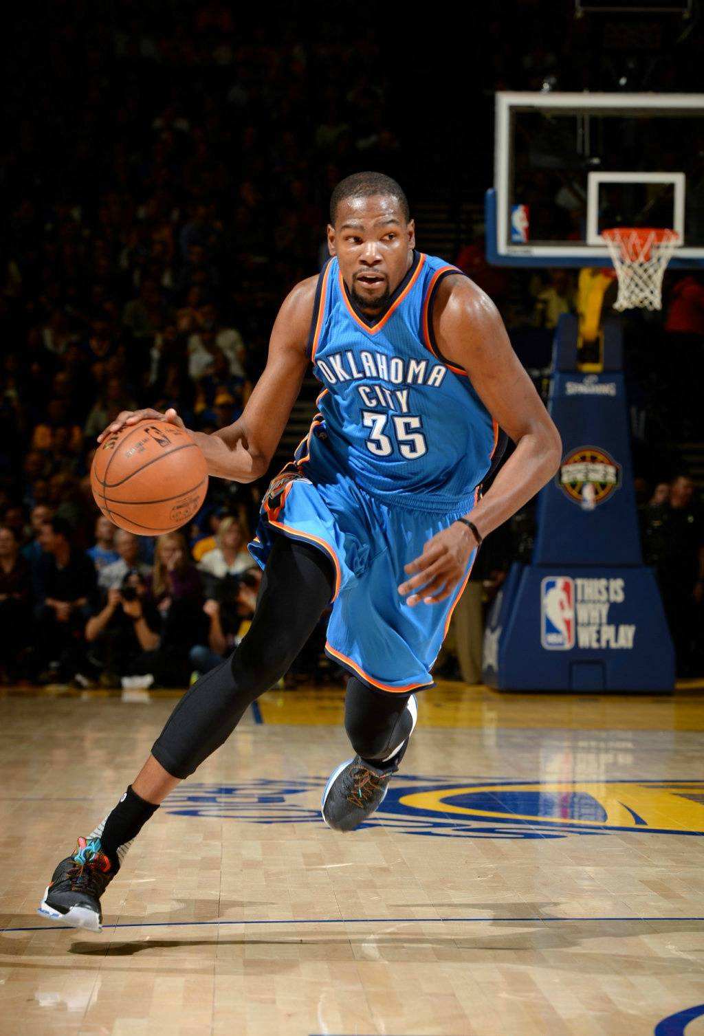 窗口的帷幕 窗口的帷幕