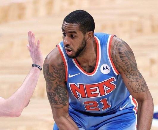 看似强壮外 看似强壮外