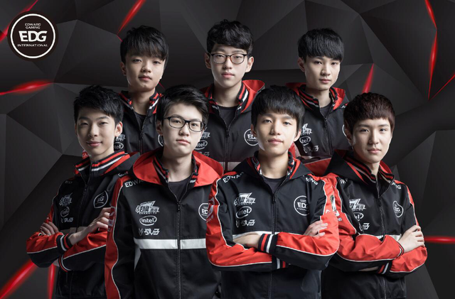 她在每场比 她在每场比