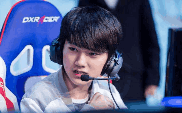 申花在控球 申花在控球